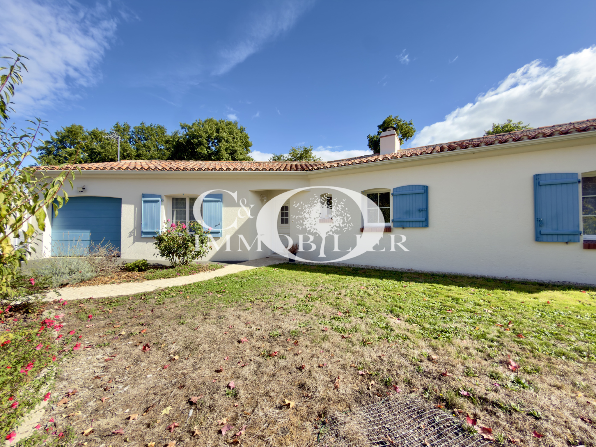 Maison 5 pièces - 122 m2 - 841 m2 de terrain